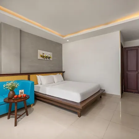 Platinum Beach Hotel & Apartment Danang Exterior photo